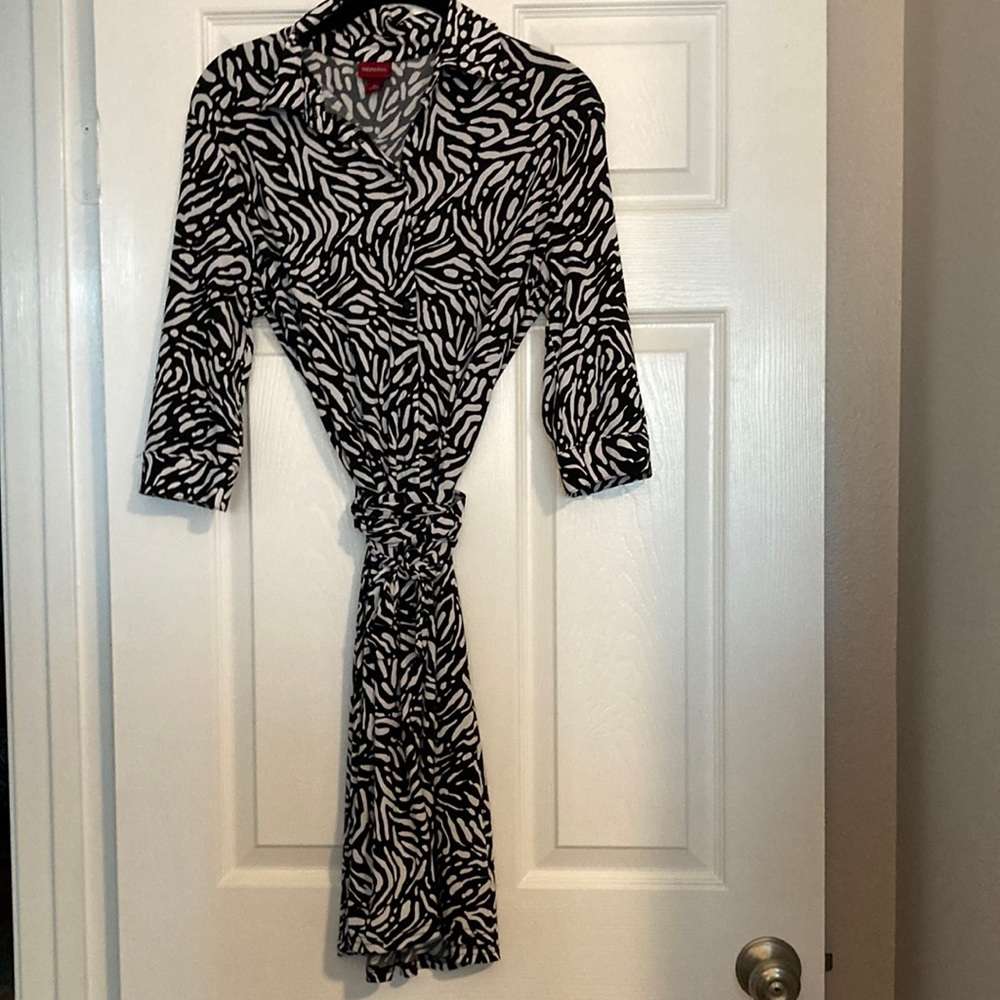 Merona button front dress black/white size M